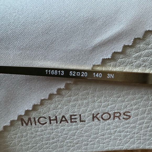 Michael Kors  Sunglasses MK 1029 Charleston Brown Cateye Shape Tortoise - Picture 10 of 12